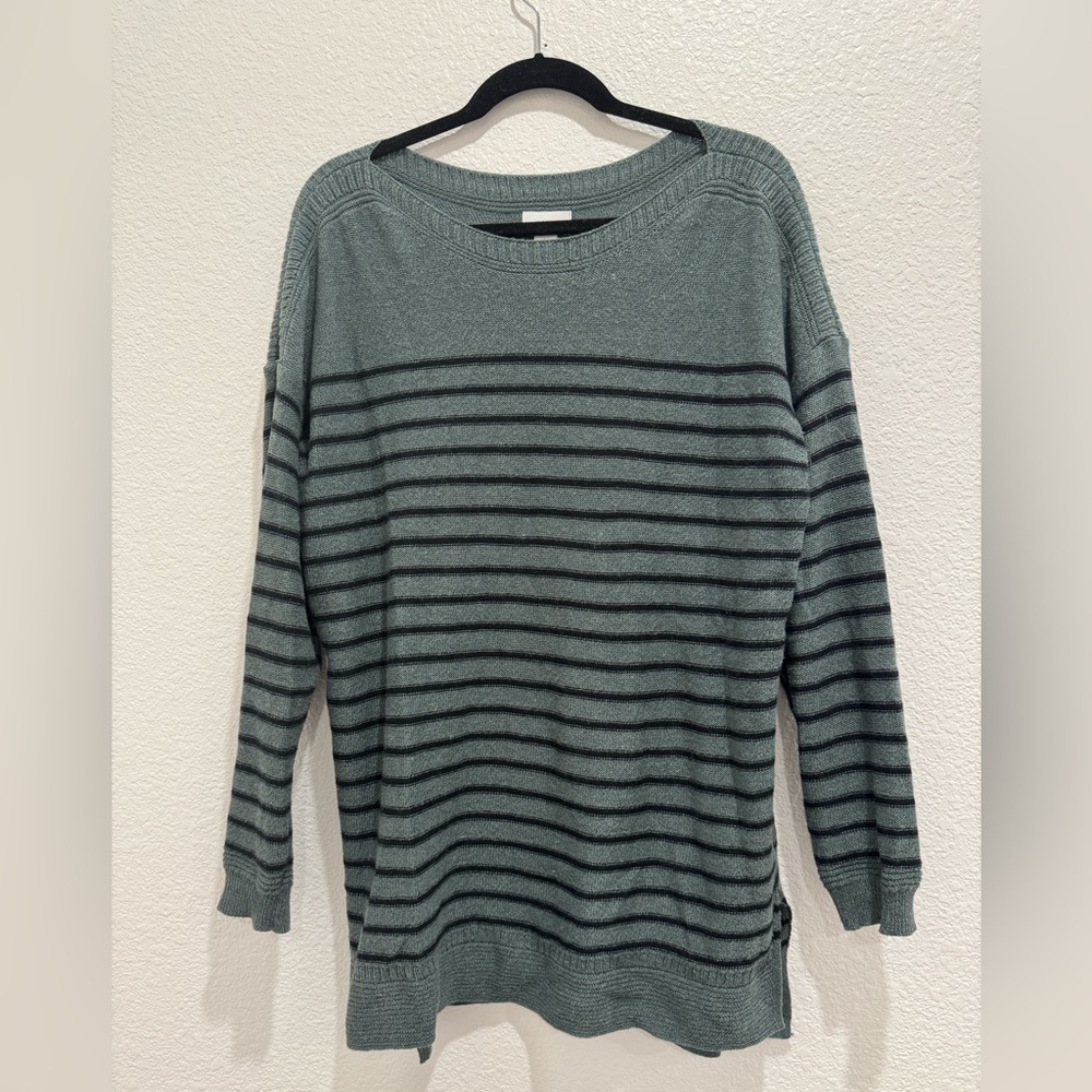 Old Navy Dark Green Striped Sweater
